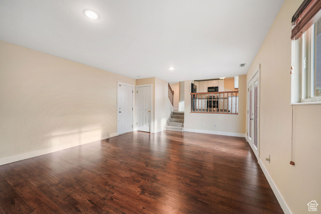 Photo 10 for MLS #2116231 at 8577 Autumn Gold Cir
