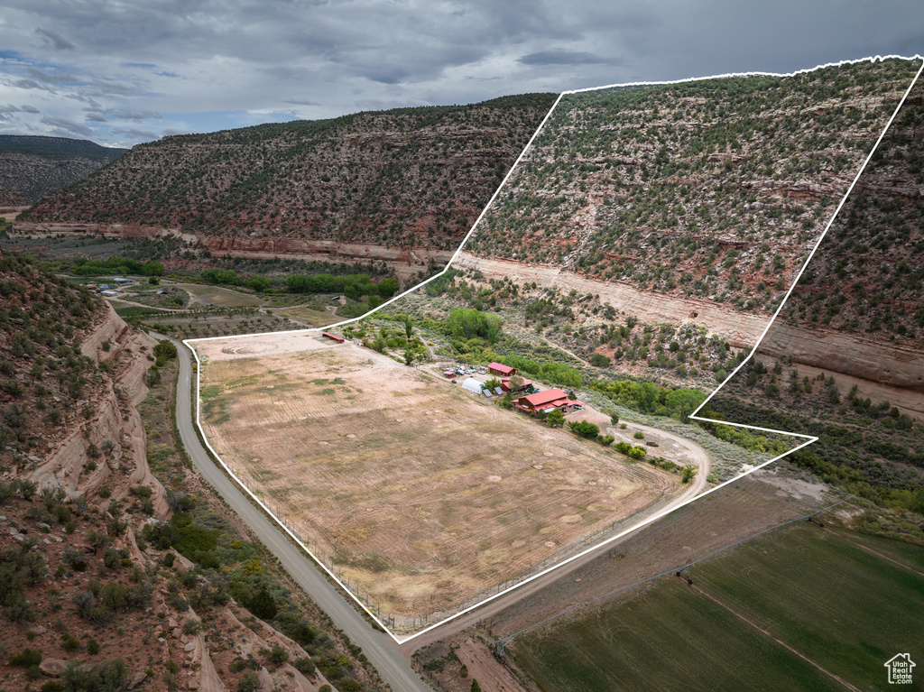 Photo 98 for MLS #2116232 at 1095 S Montezuma Canyon Rd