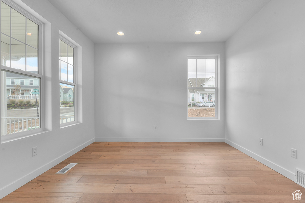 Photo 8 for MLS #2116234 at 6738 W Docksider Dr