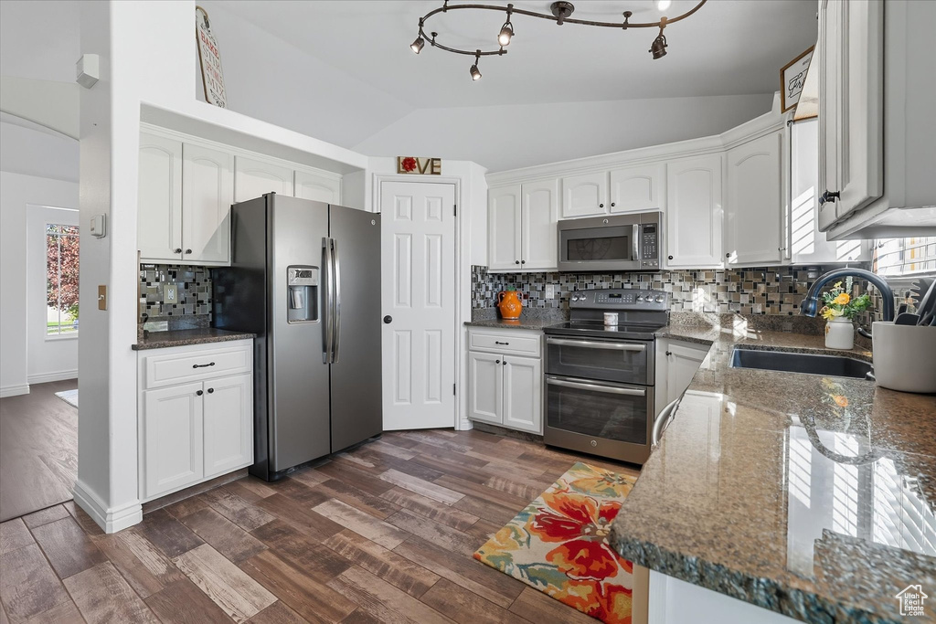 Photo 11 for MLS #2116239 at 3171 W 4725 South