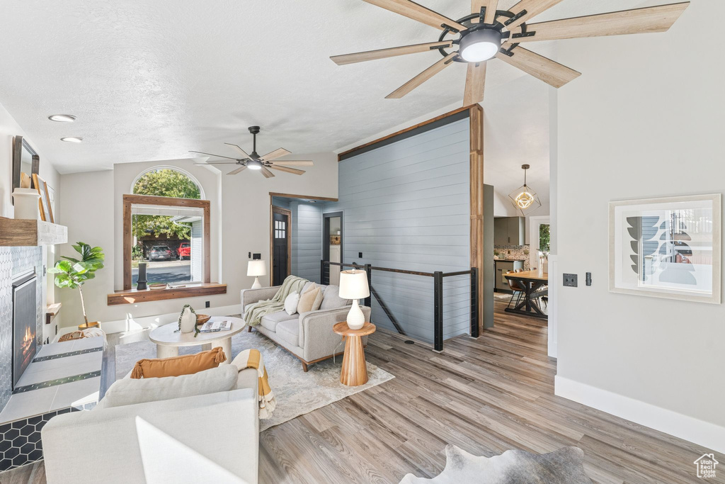 Photo 5 for MLS #2116240 at 1204 N 1100 West