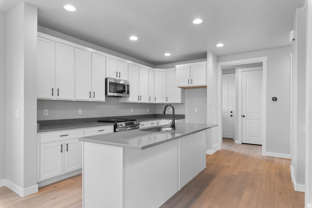 11339 S OFFSHORE WAY South Jordan, UT 84009