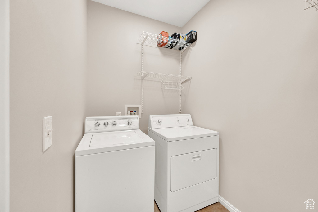 Photo 19 for MLS #2116242 at 923 E Absaroka Ct