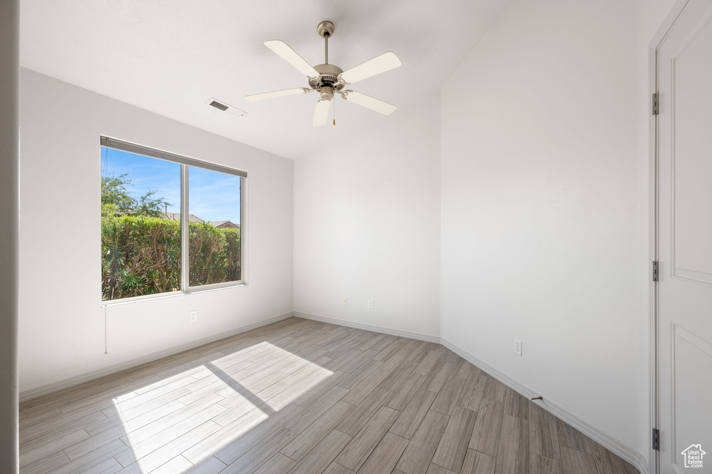 Photo 17 for MLS #2116256 at 1630 E 2450 South #231