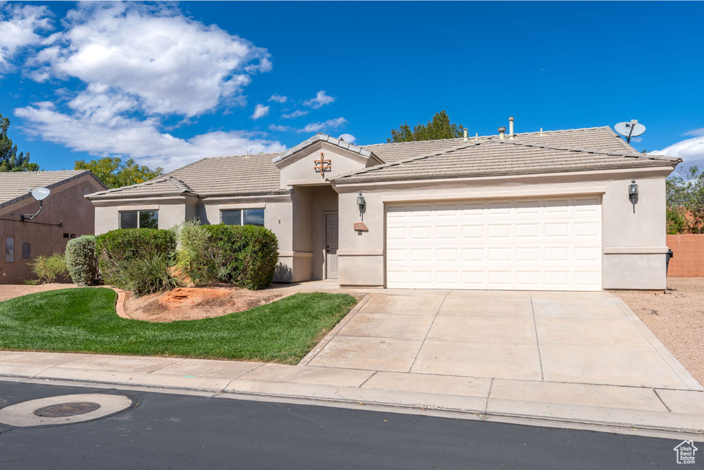 Photo 2 for MLS #2116256 at 1630 E 2450 South #231