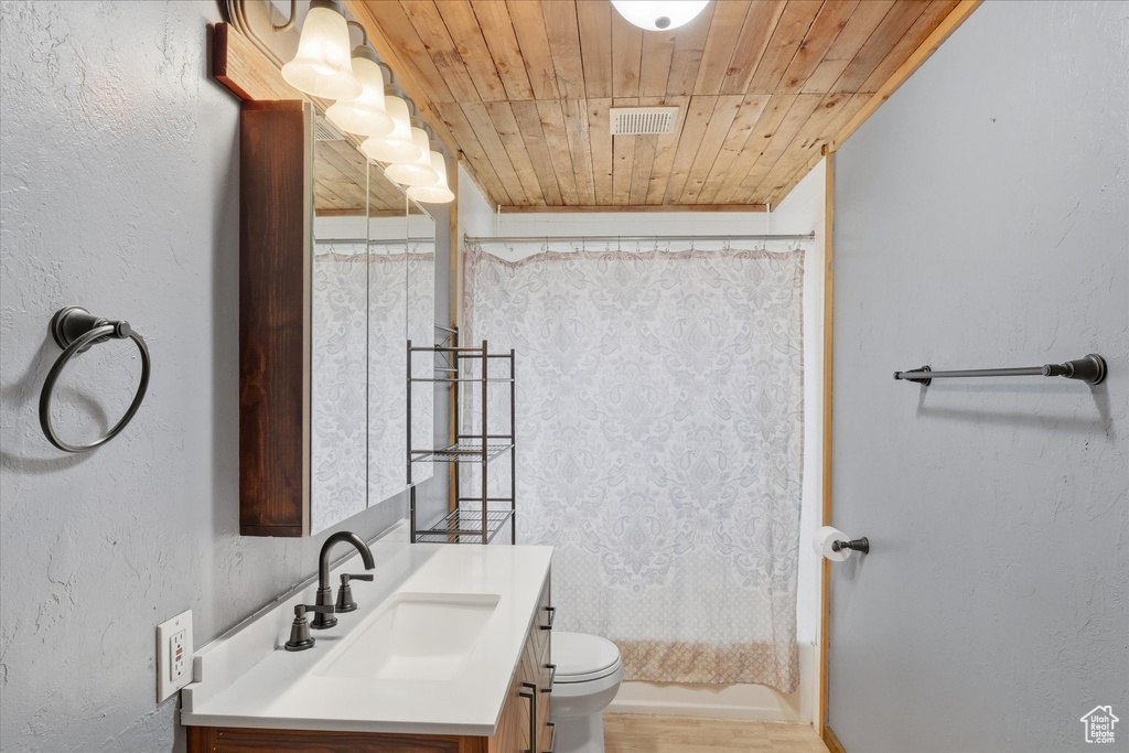 Photo 13 for MLS #2116259 at 371 S 100 East
