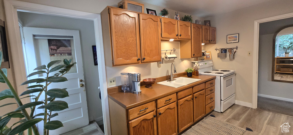 Photo 6 for MLS #2116261 at 1838 E Hillcrest Ave
