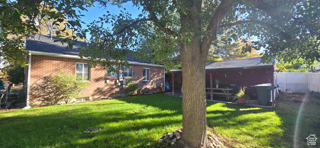 Photo 38 for MLS #2116261 at 1838 E Hillcrest Ave