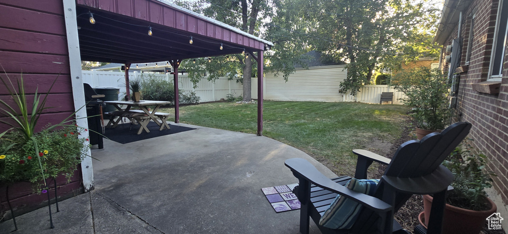 Photo 39 for MLS #2116261 at 1838 E Hillcrest Ave