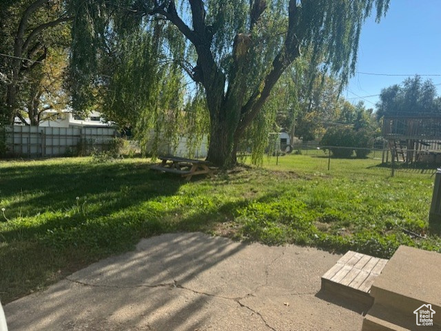 Photo 17 for MLS #2116262 at 910 N Laverde