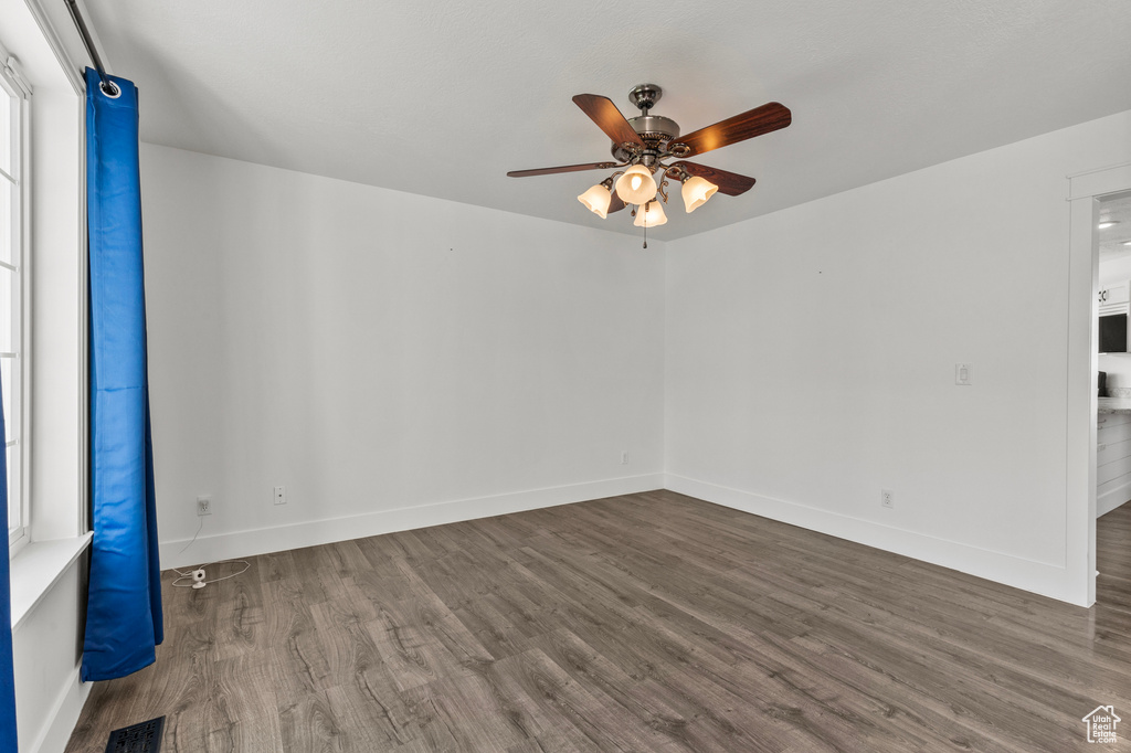 Photo 5 for MLS #2116268 at 2951 N 1200 East