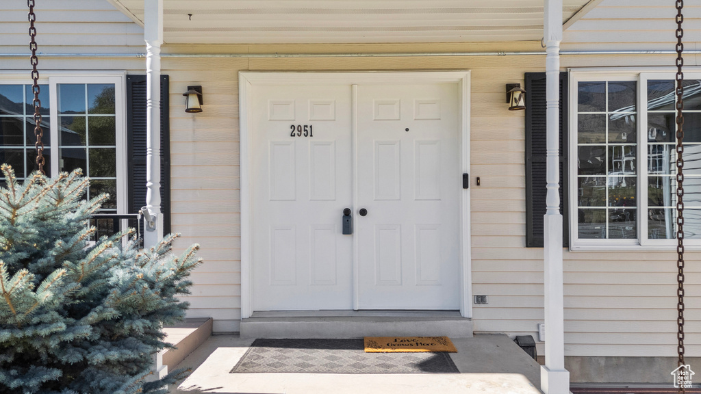 Photo 3 for MLS #2116268 at 2951 N 1200 East