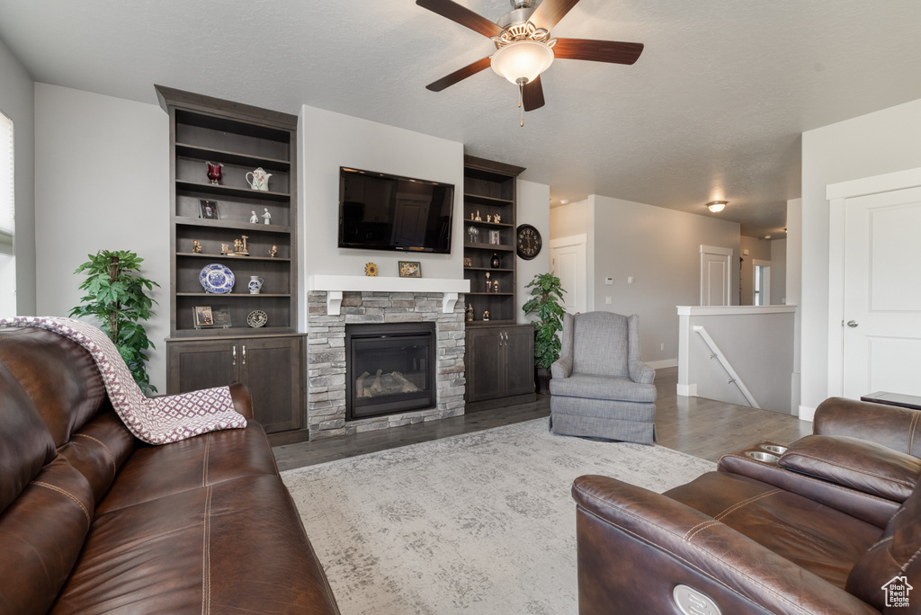 Photo 4 for MLS #2116274 at 94 W Hillside Dr