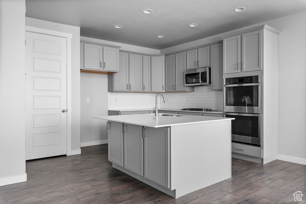 Photo 12 for MLS #2116280 at 6606 N Furner Rdg
