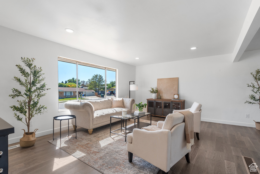 Photo 6 for MLS #2116286 at 3660 W Ashland Cir