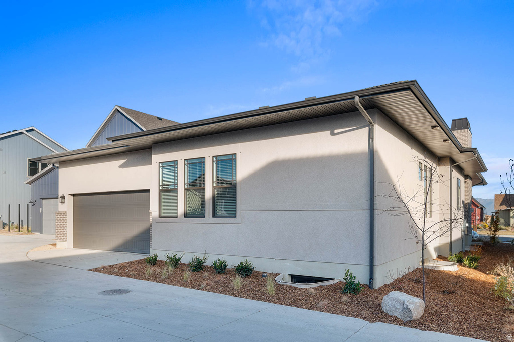 7208 S RAMBLE RD West Jordan, UT 84081