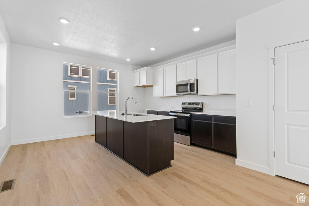 Photo 7 for MLS #2116298 at 1463 N 1875 West #165
