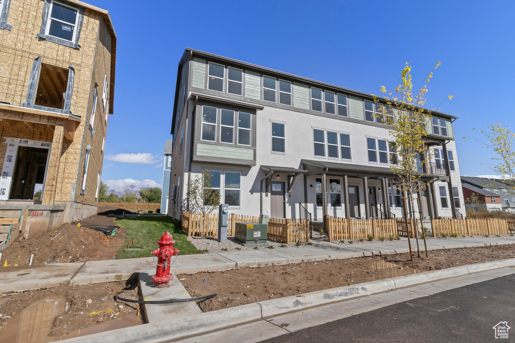 Photo 3 for MLS #2116298 at 1463 N 1875 West #165