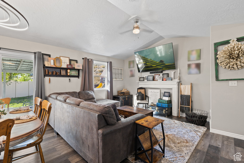 Photo 9 for MLS #2116302 at 2437 N Nectar Way