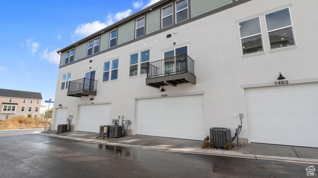 Photo 4 for MLS #2116303 at 1459 N 1875 West #166