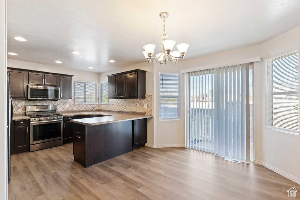 Photo 11 for MLS #2116305 at 3166 W 5625 South
