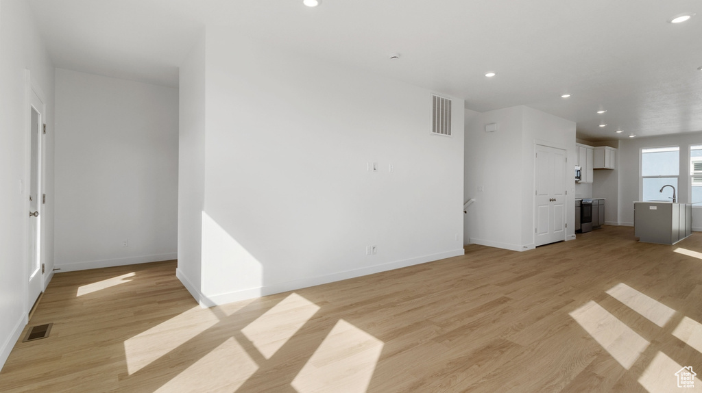 Photo 7 for MLS #2116311 at 1451 N 1875 West #168