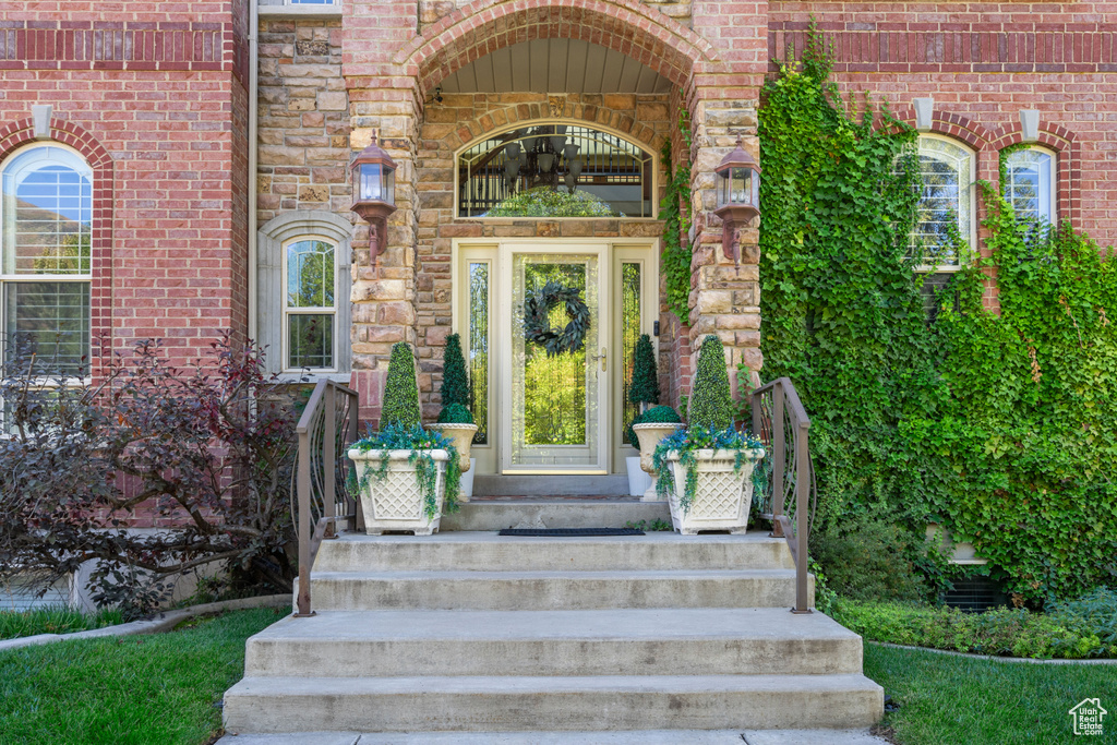 8149 S 2425 E South Weber, UT 84405