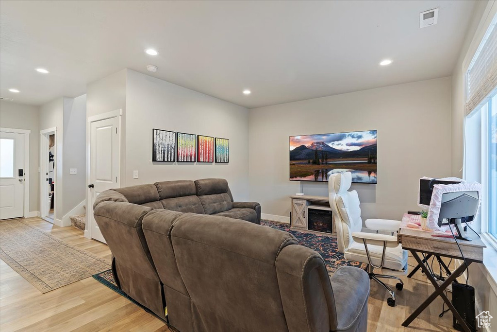 Photo 5 for MLS #2116327 at 1080 N 575 West