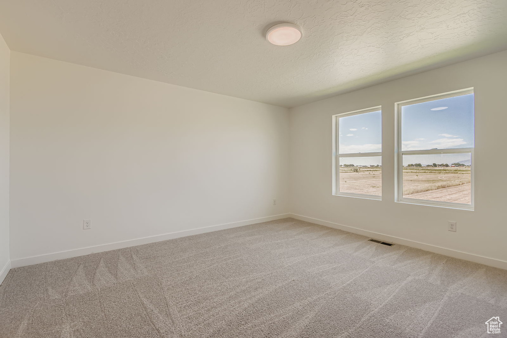Photo 7 for MLS #2116340 at 808 W 1710 North
