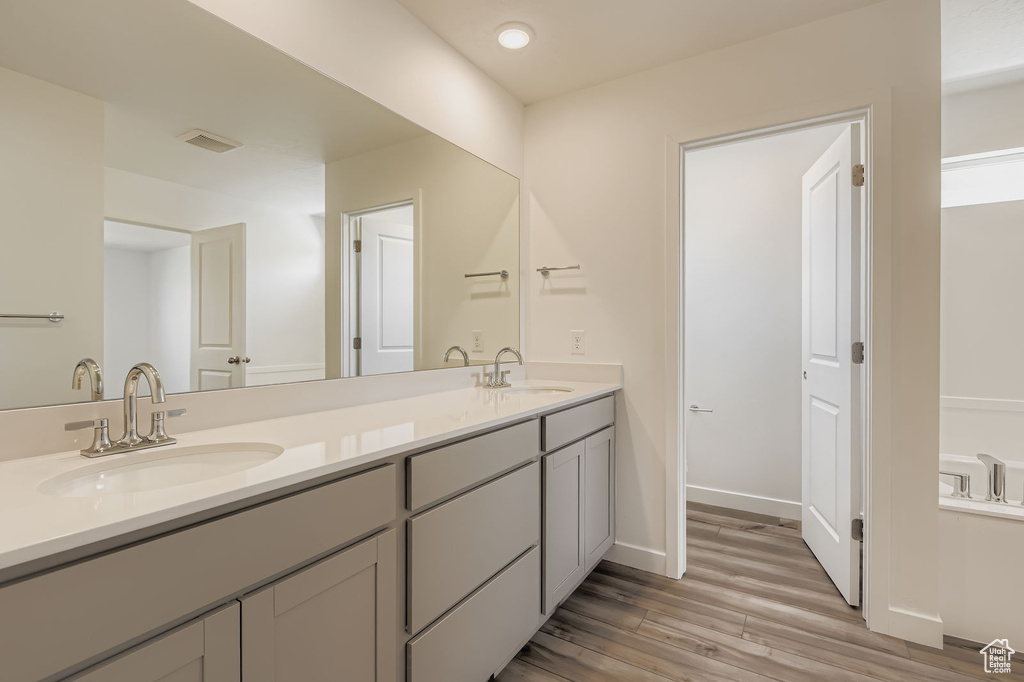 Photo 8 for MLS #2116340 at 808 W 1710 North
