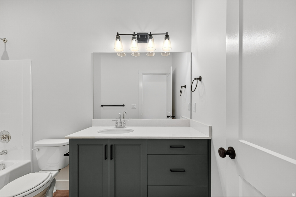 2771 N 3225 W #204 Plain City, UT 84404