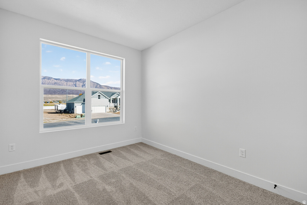 2771 N 3225 W #204 Plain City, UT 84404