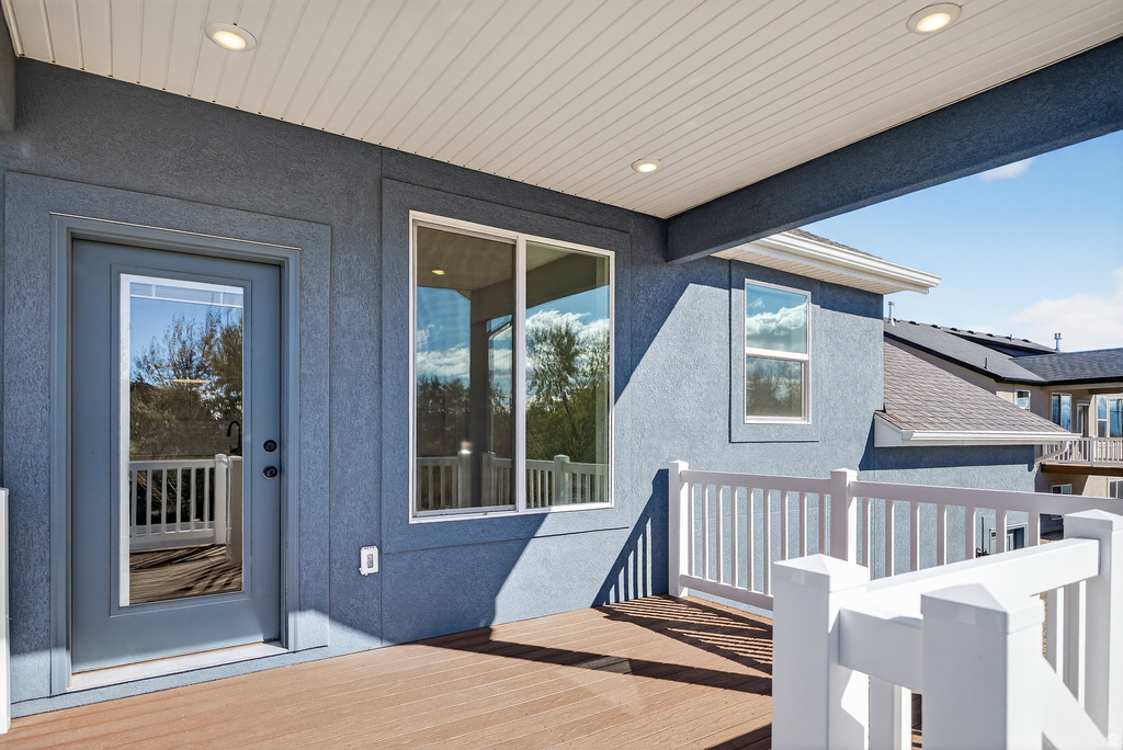 2771 N 3225 W #204 Plain City, UT 84404