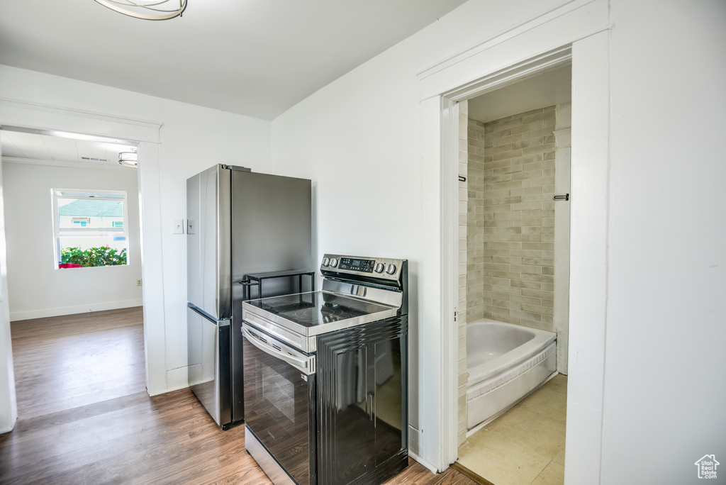 Photo 5 for MLS #2116345 at 735 S 400 West