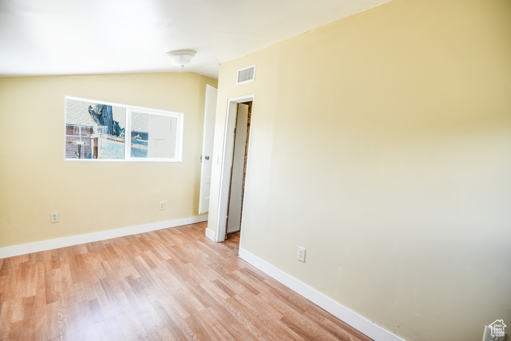 Photo 12 for MLS #2116345 at 735 S 400 West