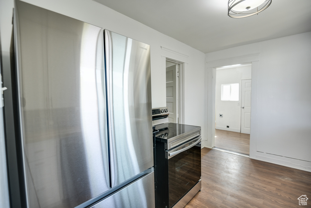 Photo 4 for MLS #2116345 at 735 S 400 West
