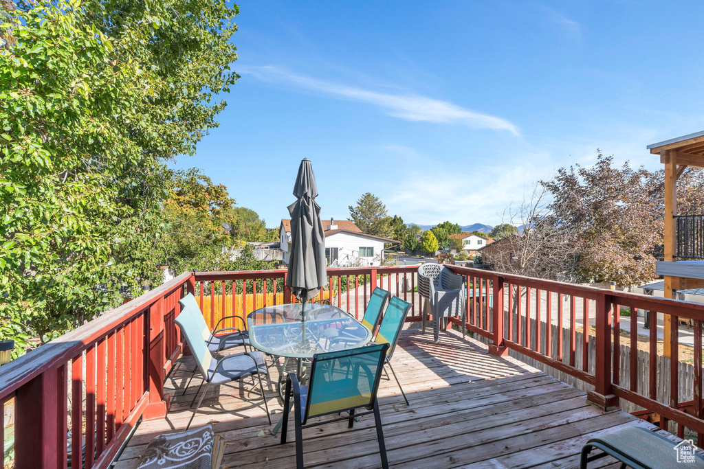 Photo 14 for MLS #2116346 at 1490 W Twin Oaks Dr