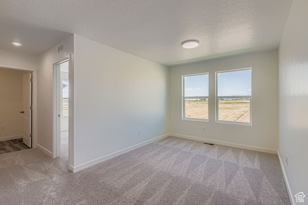 Photo 9 for MLS #2116347 at 816 W 1710 North