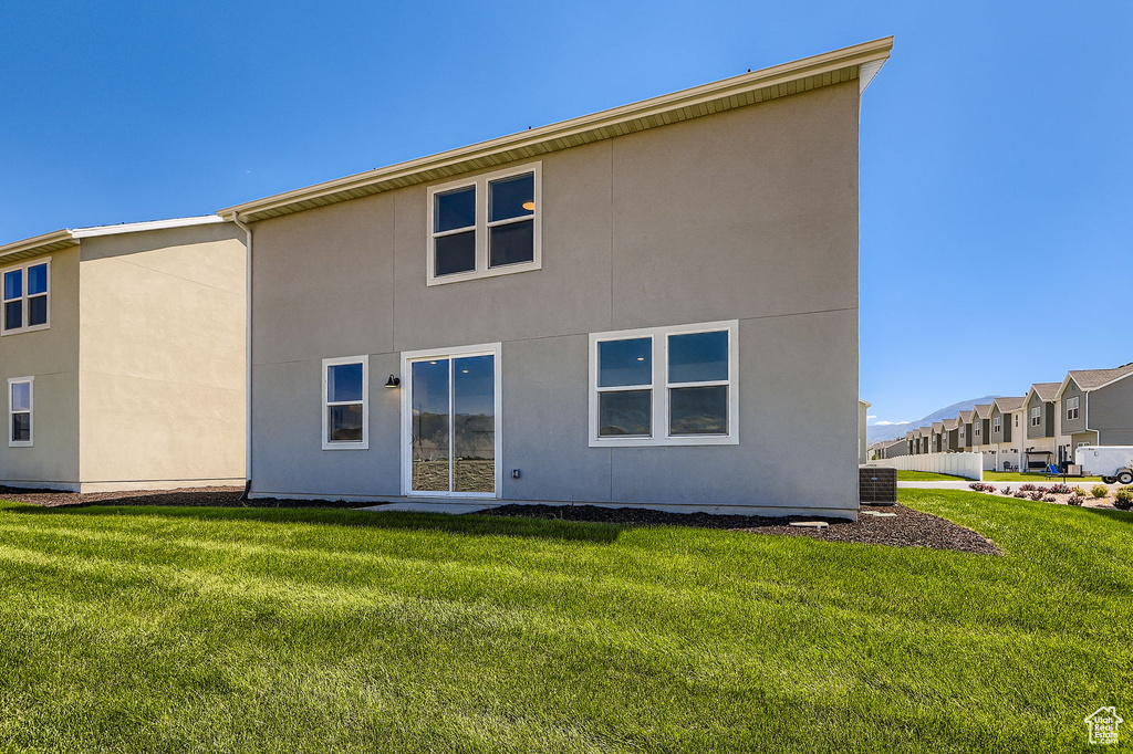 Photo 10 for MLS #2116347 at 816 W 1710 North