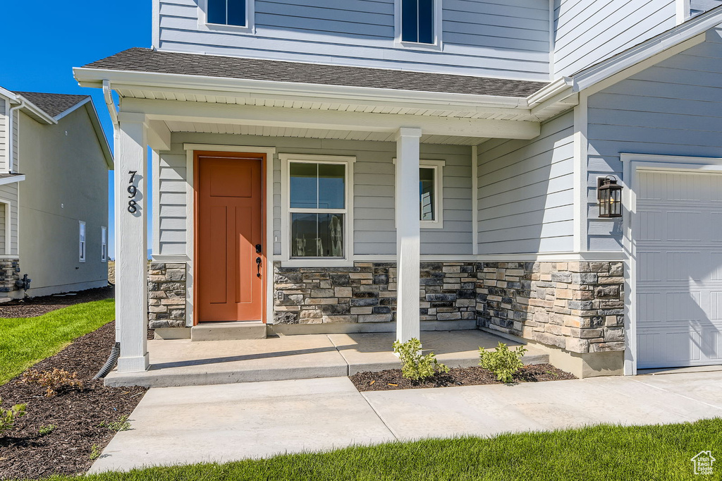 Photo 2 for MLS #2116351 at 798 W 1710 North