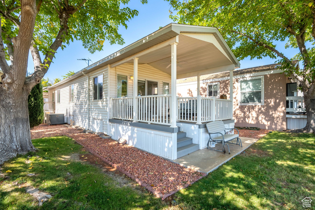 Photo 22 for MLS #2116353 at 150 N 3050 East #29
