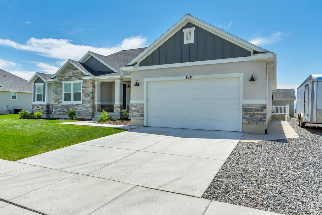 Photo 3 for MLS #2116357 at 188 E Bruin Dr