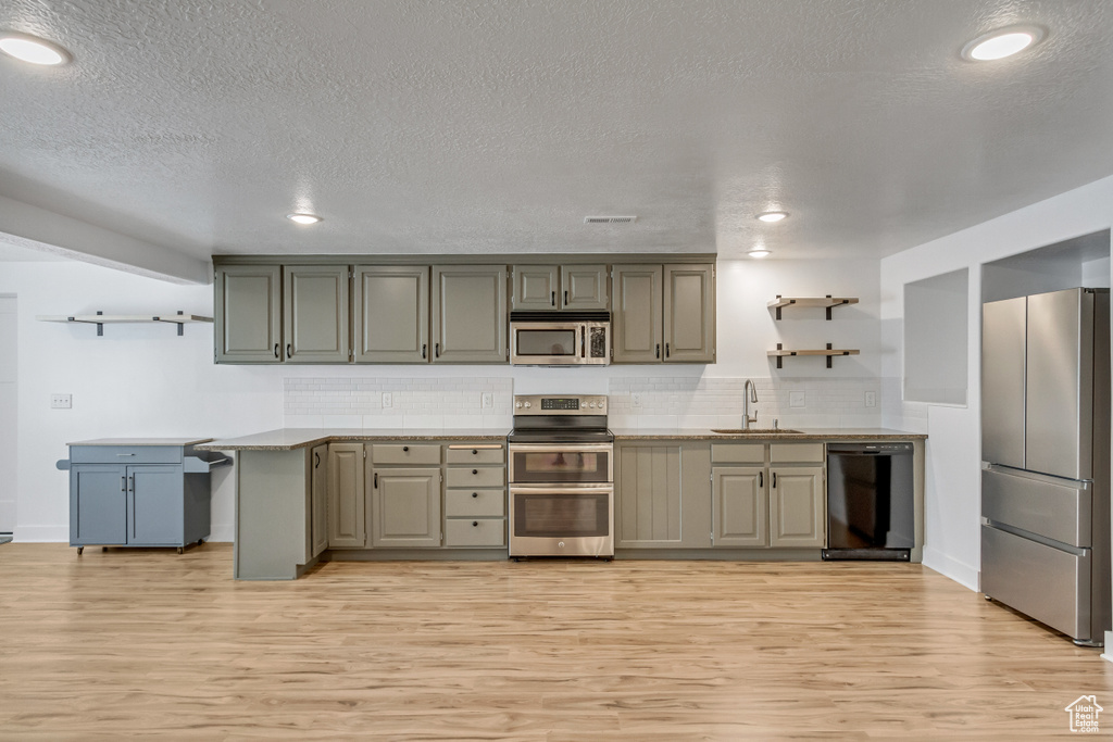 Photo 45 for MLS #2116357 at 188 E Bruin Dr