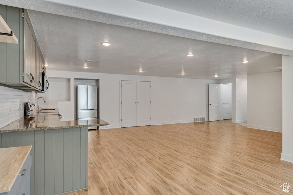 Photo 44 for MLS #2116357 at 188 E Bruin Dr