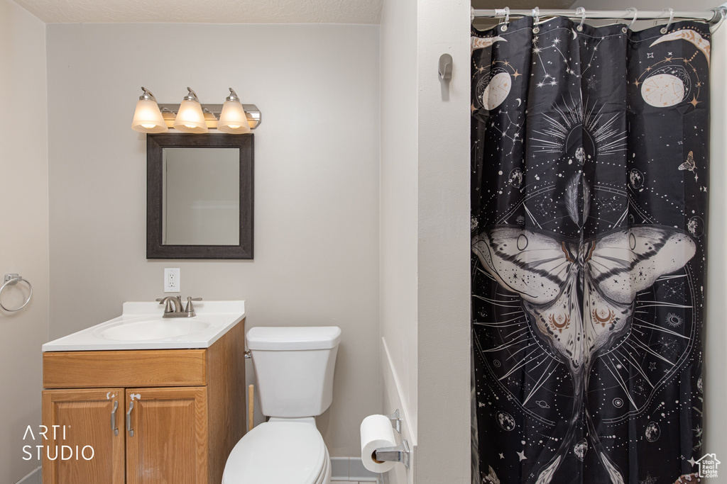 Photo 17 for MLS #2116359 at 916 W 2025 South