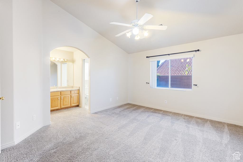 Photo 9 for MLS #2116362 at 646 N 2450 East #17