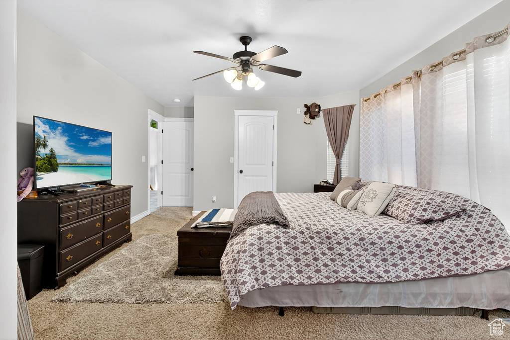 3585 N 2550 W Farr West, UT 84404