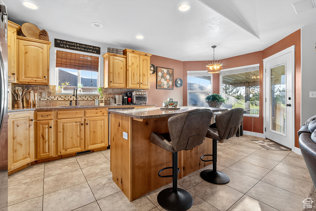 3585 N 2550 W Farr West, UT 84404