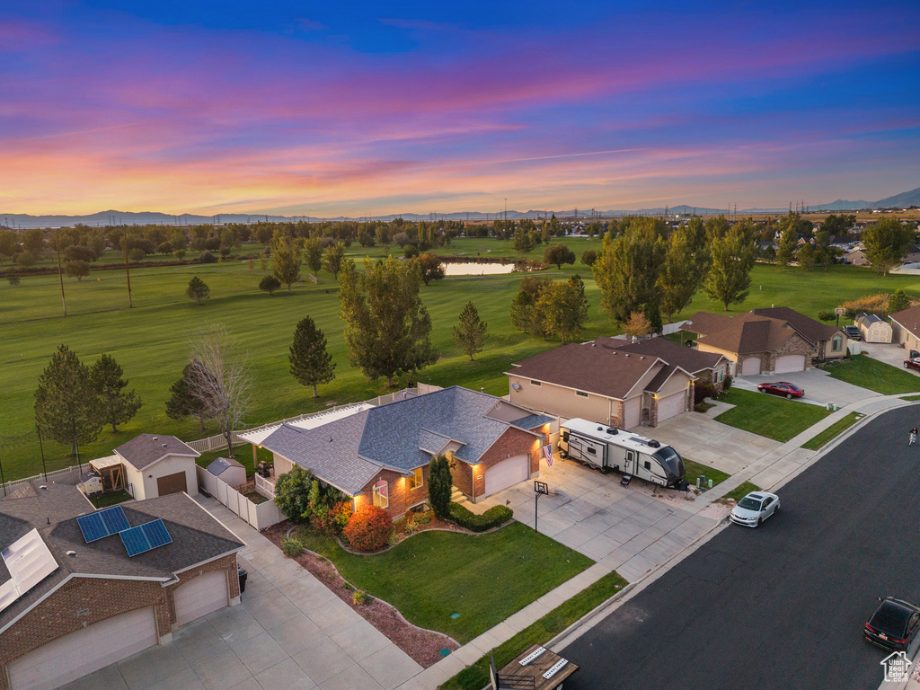3585 N 2550 W Farr West, UT 84404