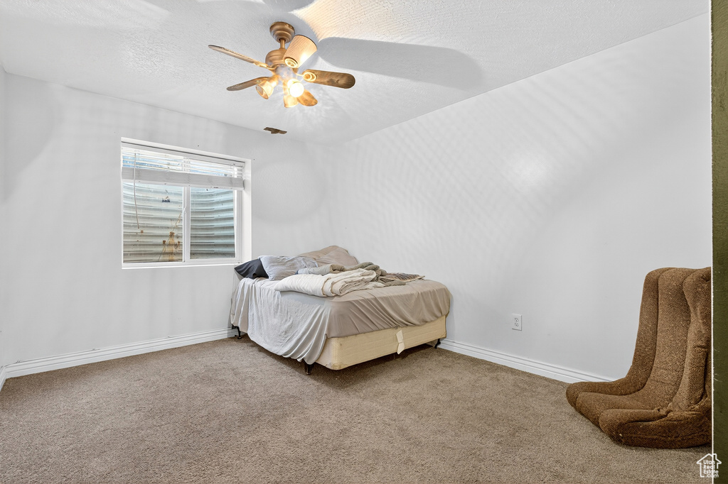 3585 N 2550 W Farr West, UT 84404